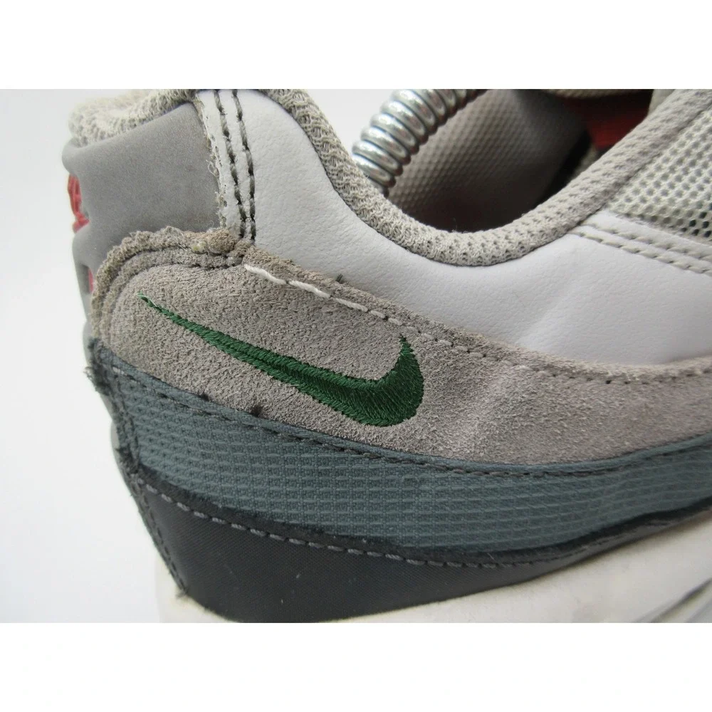 Nike Air Max 95 Shoes Mens Size 10 Gray Running Sneakers DM0011-002 Cushioned